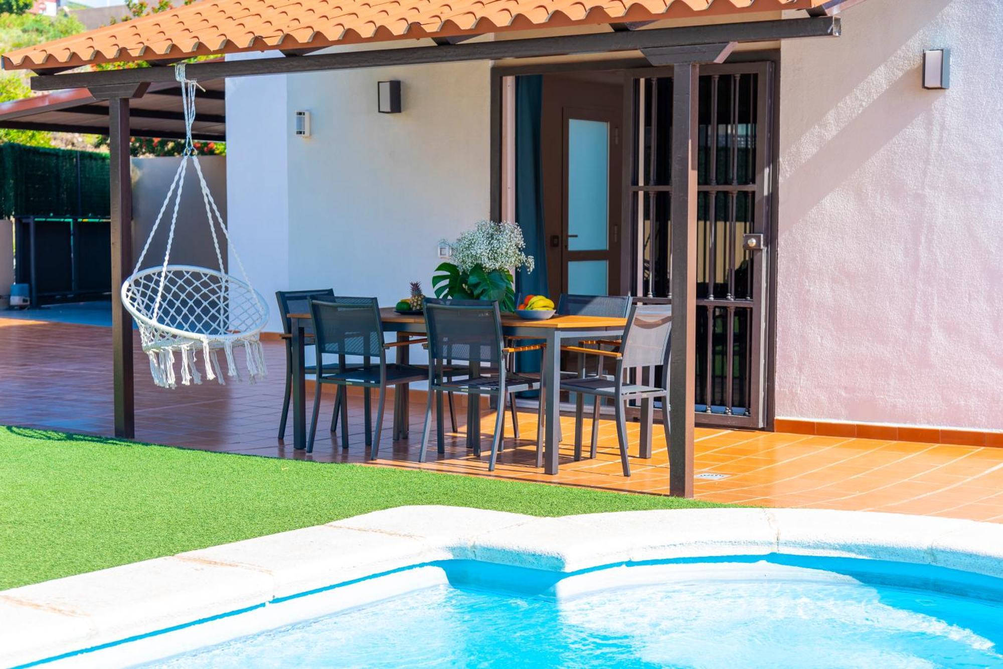 Villa Trueno Refugio De Lujo Con Piscina Climatizada Y Vistas Κανδελάρια Εξωτερικό φωτογραφία